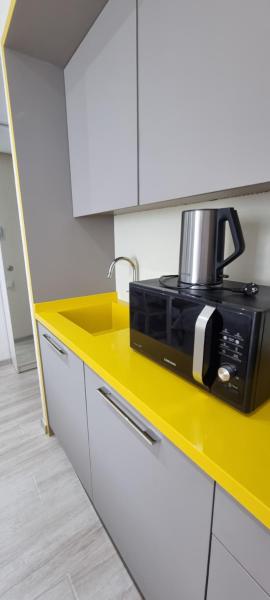 Courtyard by Marriott центр шикарный апартамент с видом на море,озеро,город